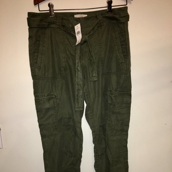 olive green cargo jogger pants